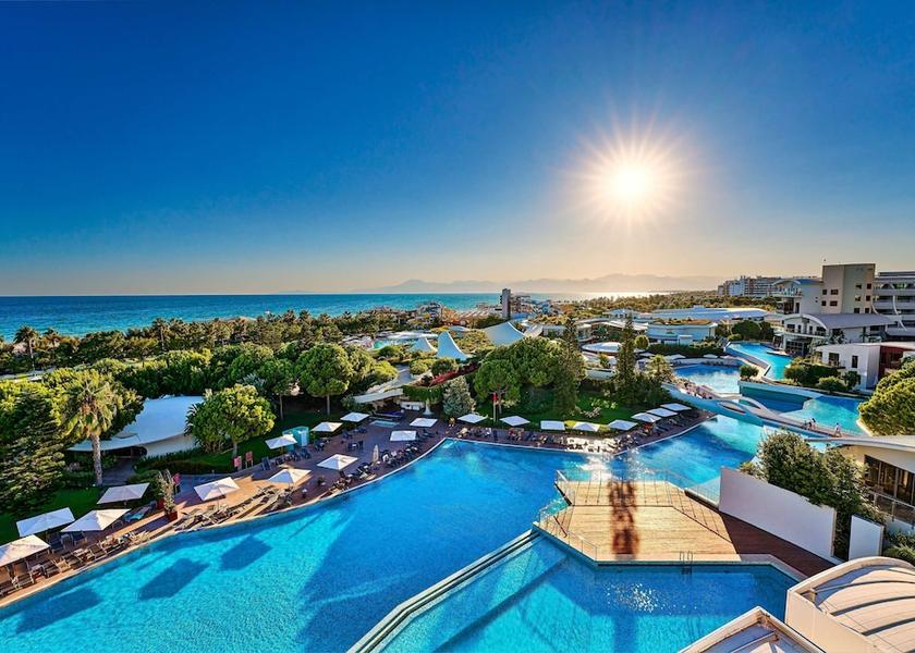  Antalya Exterior Detail