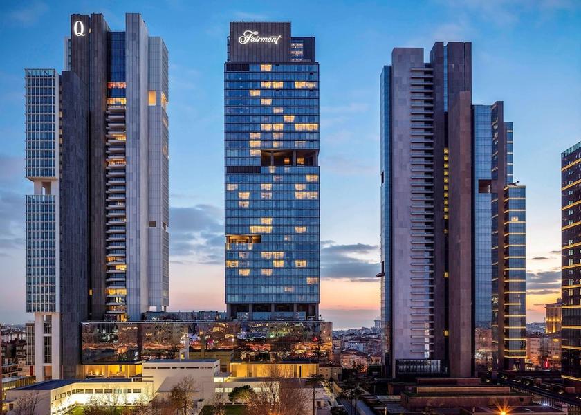  Istanbul Exterior Detail