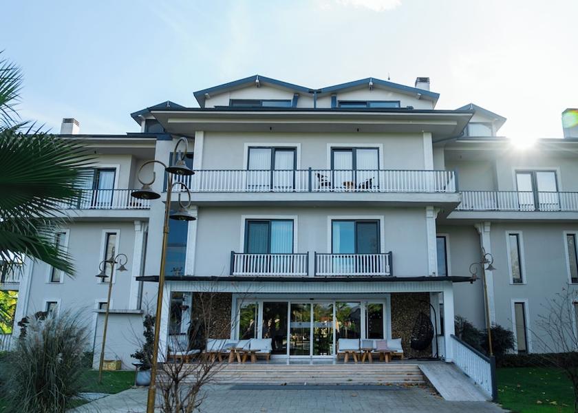 Sakarya Sapanca Property entrance