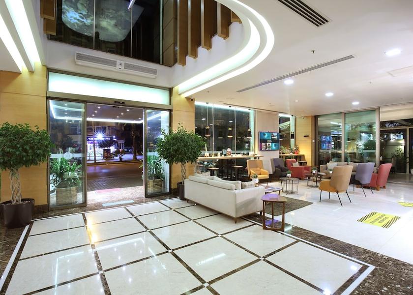  Adana Lobby