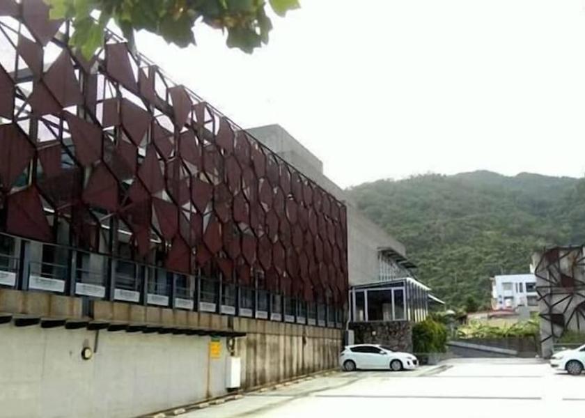 Yilan County Jiaoxi Parking