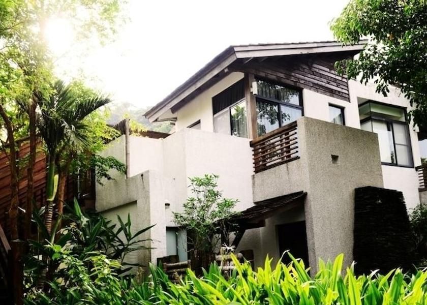 Pingtung County Mudan Front of property