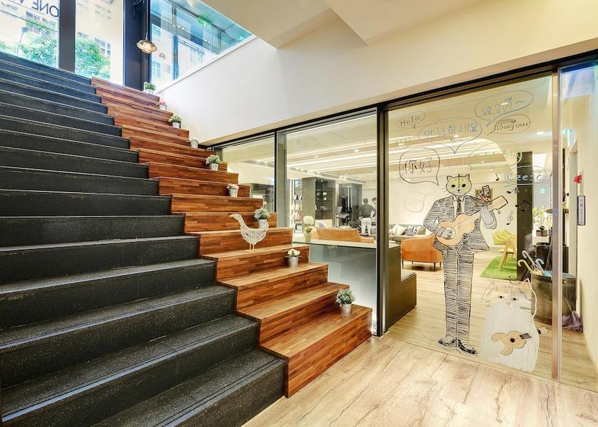  Taipei Interior Entrance