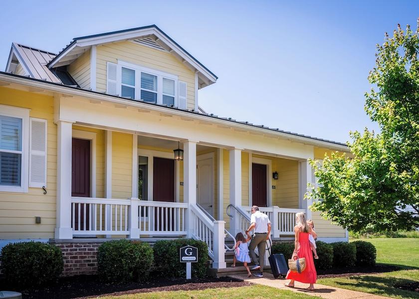 Virginia Williamsburg Room