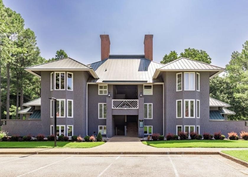 Virginia Williamsburg Exterior Detail