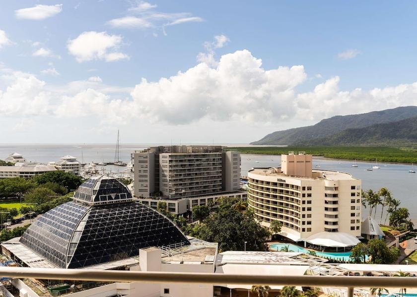 Queensland Cairns Room