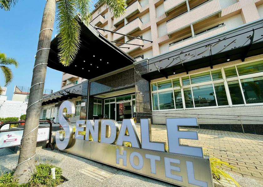  Tainan Hotel Exterior