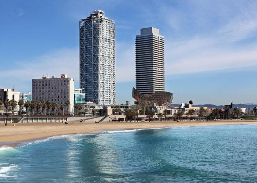 Catalonia Barcelona Hotel Exterior