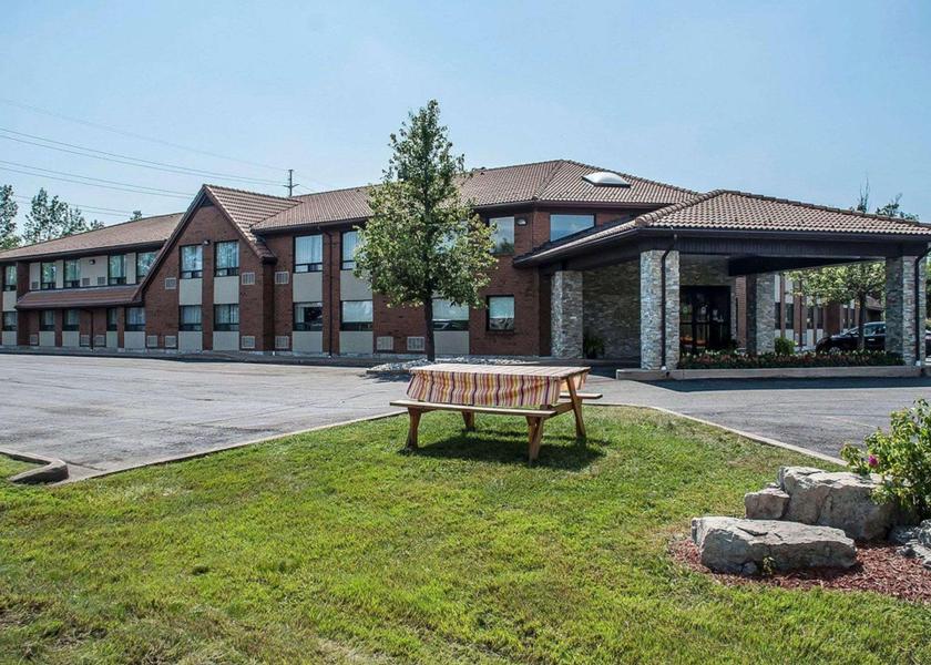 Ontario Fort Erie Hotel Exterior