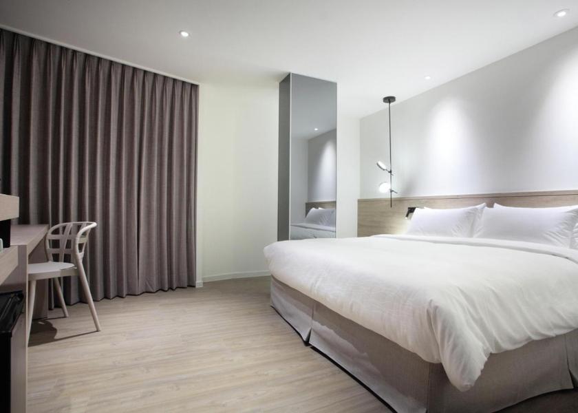  Keelung Deluxe Queen Room