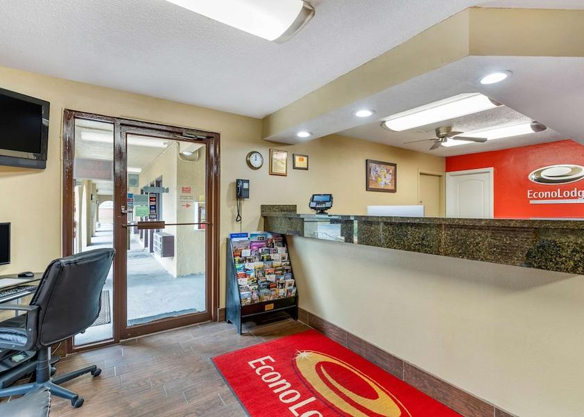 Iowa Urbandale Lobby