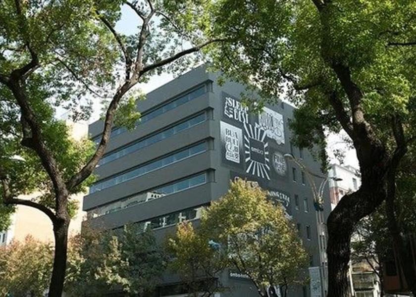 Taipei Exterior Detail