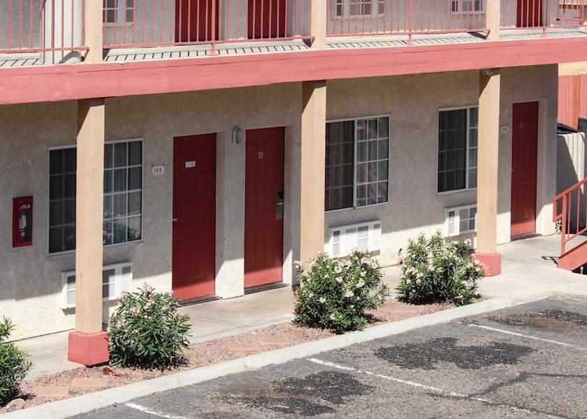 Nevada Bullhead City Exterior Detail