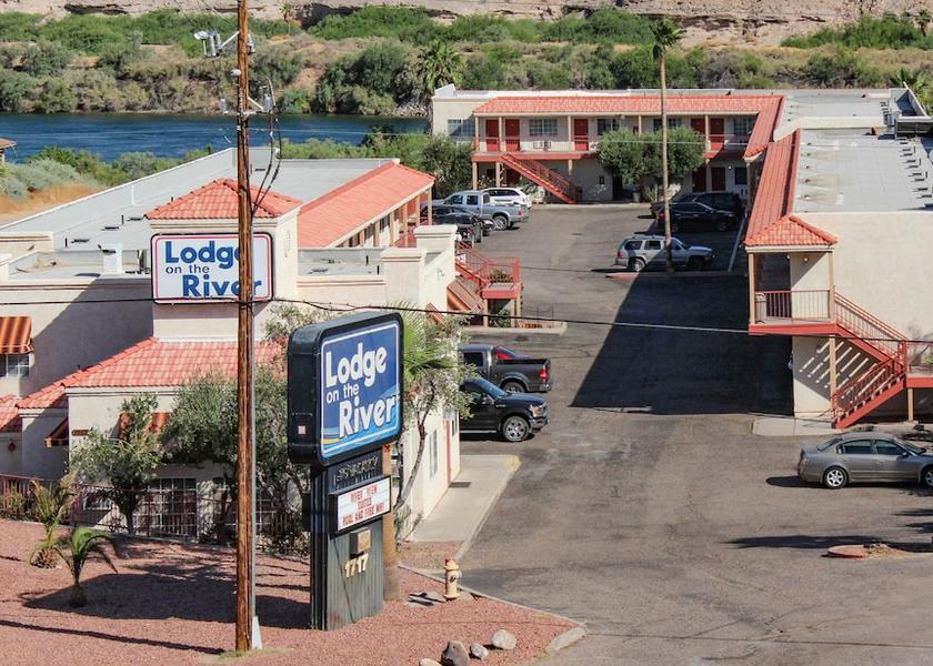 Nevada Bullhead City Facade