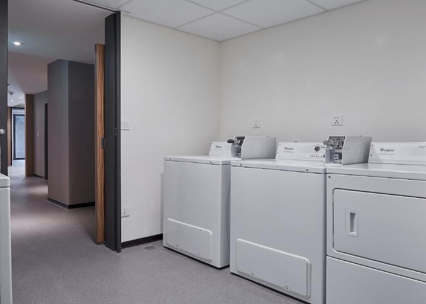  Chiayi City Laundry room