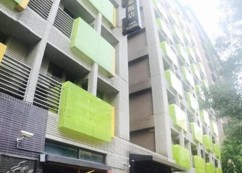  New Taipei City Front of property