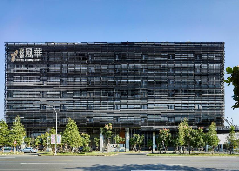  Chiayi City Hotel Exterior
