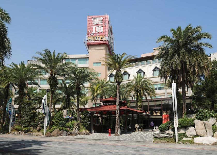 Yilan County Jiaoxi Front of property
