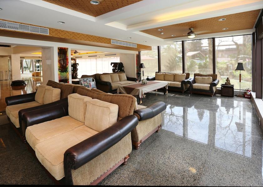 Yilan County Jiaoxi Lobby sitting area