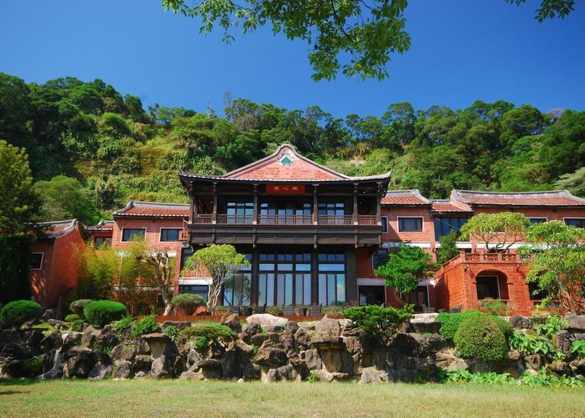 Hsinchu County Xinpu Exterior Detail