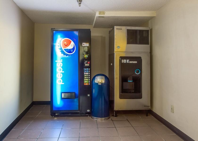 Iowa Moline Vending Machine