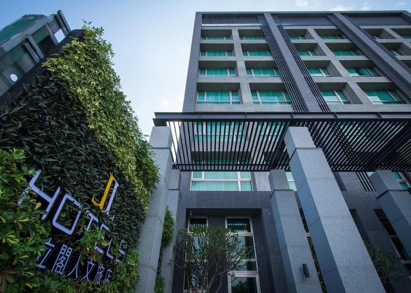 Hualien County Xincheng Property grounds