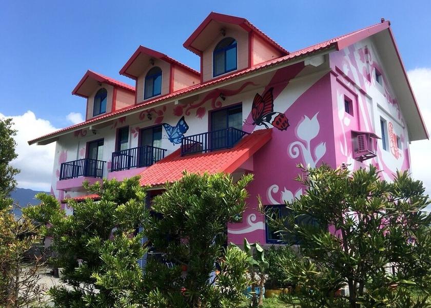 Taitung County Guanshan Facade