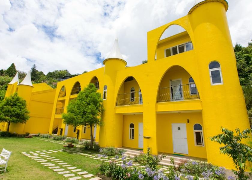 Nantou County Ren'ai Front of property