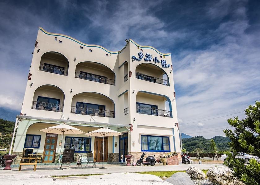 Taitung County Chenggong Porch