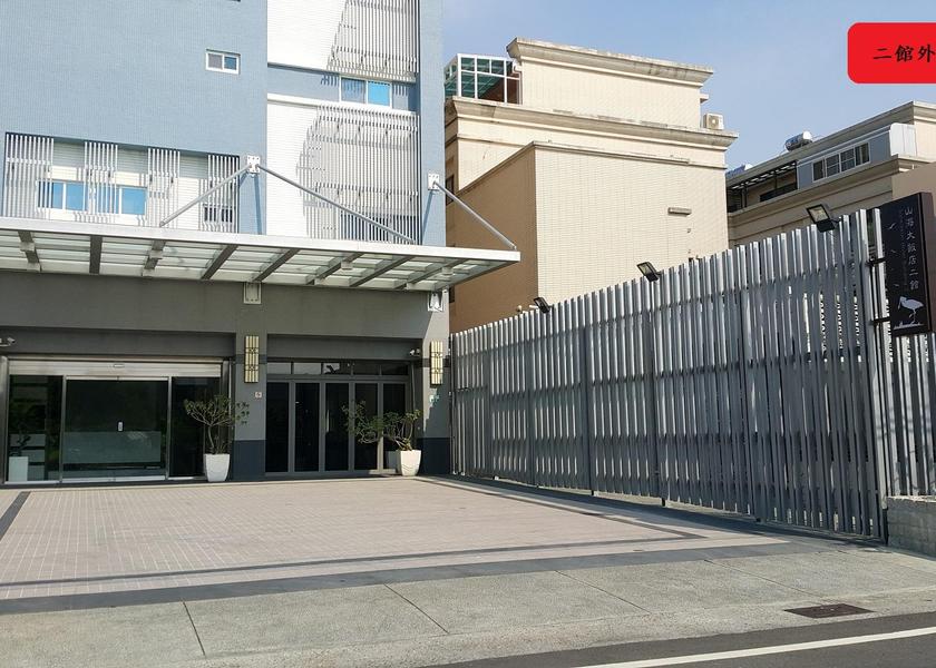 Chiayi County Puzi Hotel Exterior