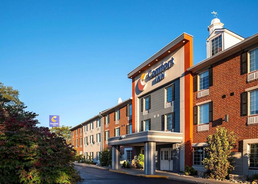 Ontario Sarnia Exterior Detail