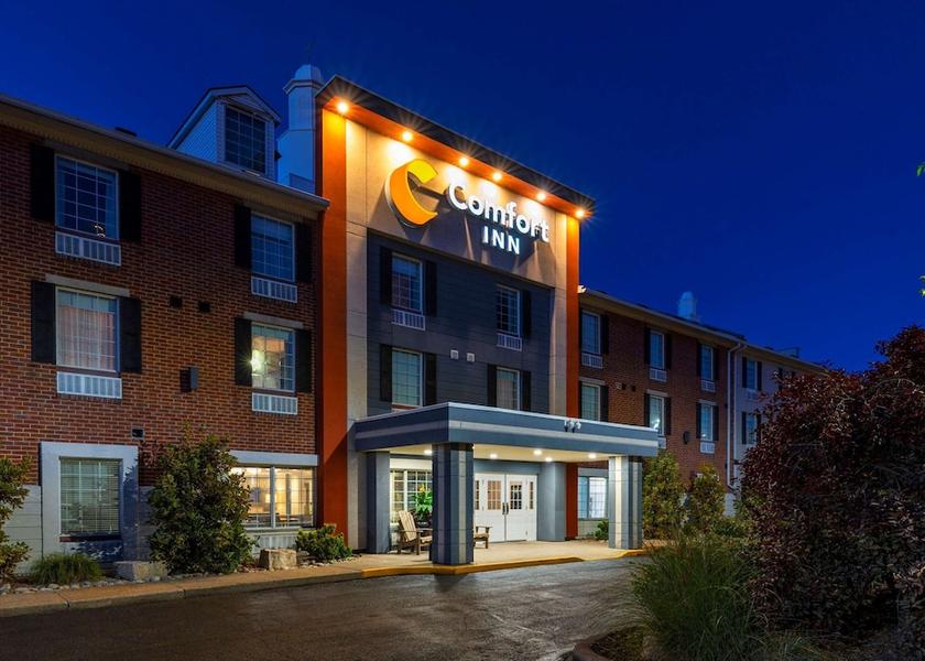 Ontario Sarnia Exterior Detail