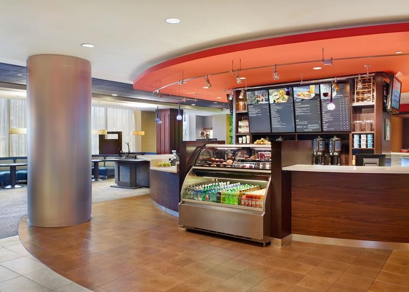 Virginia Arlington Breakfast buffet