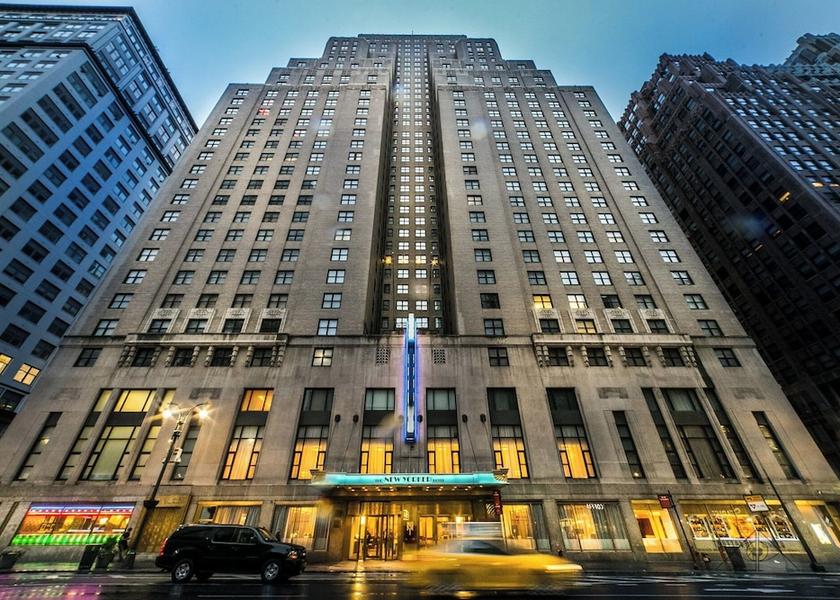 New York New York Facade
