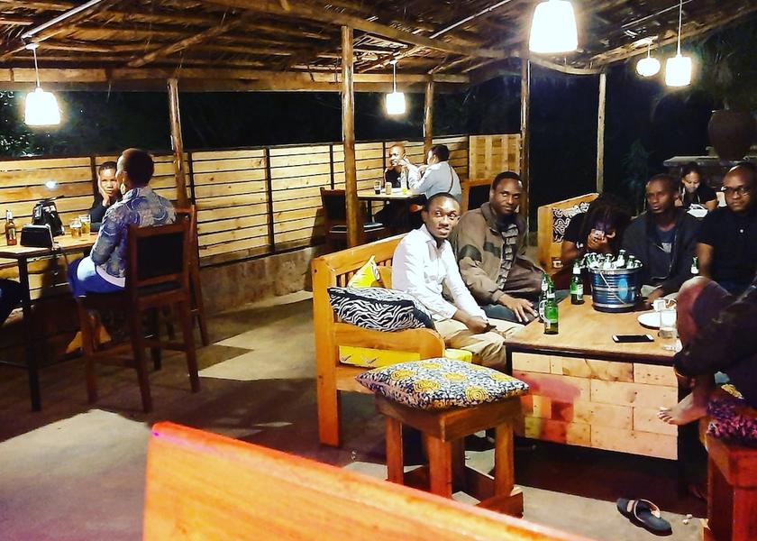  Moshi Exterior Detail