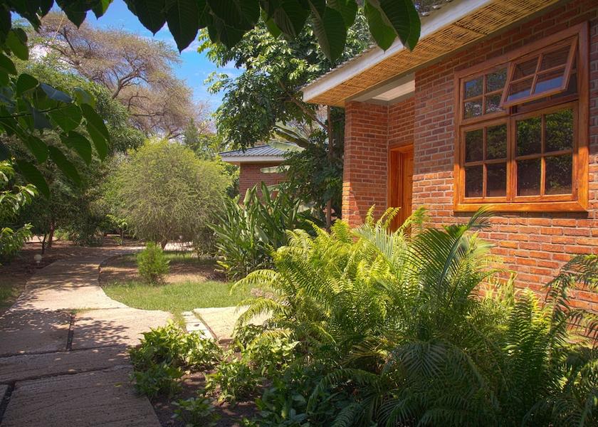  Arusha Exterior Detail