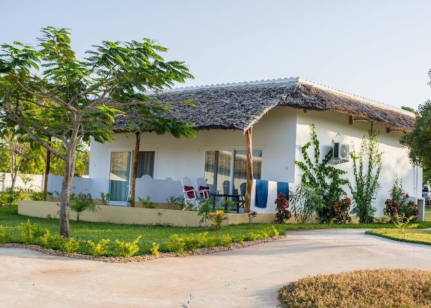  Nungwi Balcony
