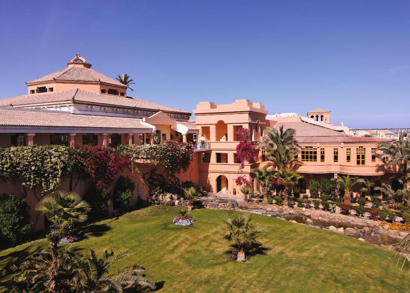 golf course [on-site]