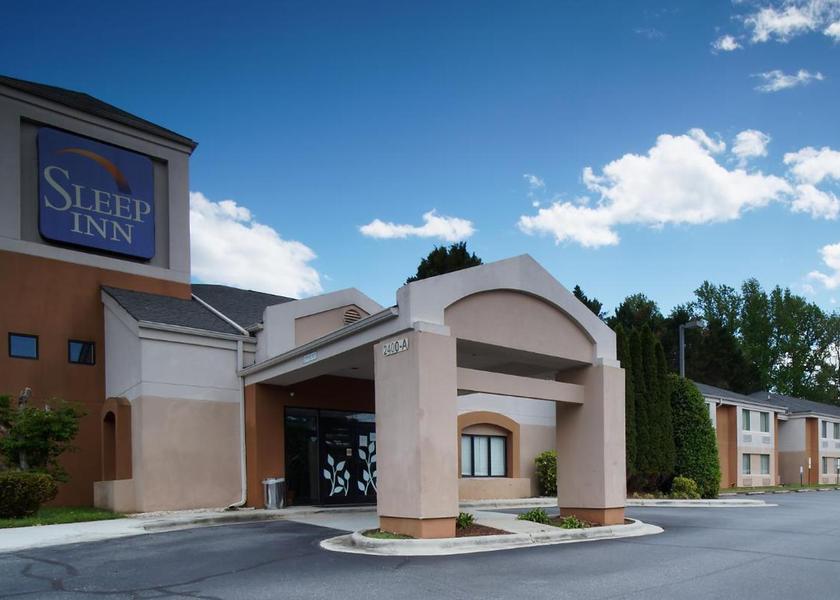 North Carolina Morganton Exterior view