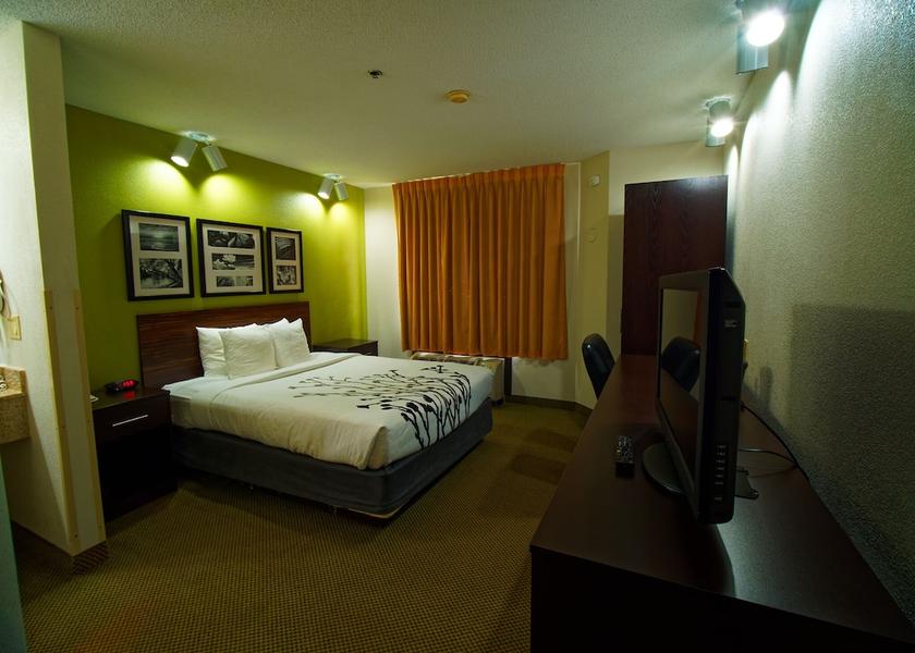 North Carolina Morganton Room
