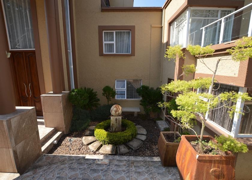 Gauteng Johannesburg Courtyard