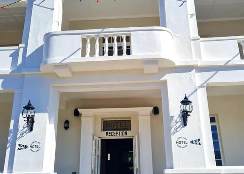 Western Cape Barrydale Property entrance