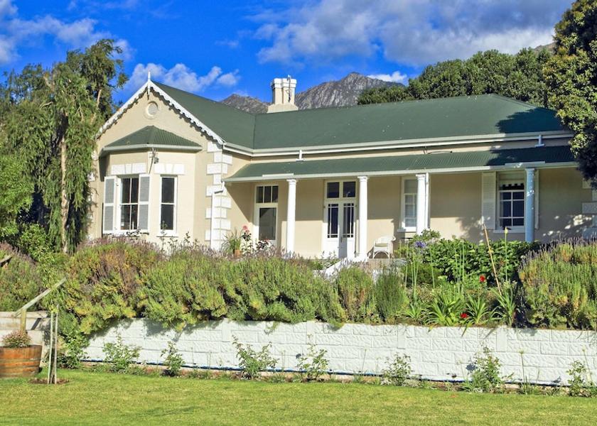 Western Cape Montagu Facade