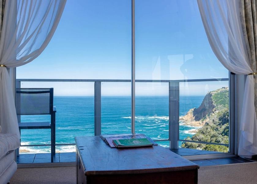 Western Cape Knysna Beach/ocean view