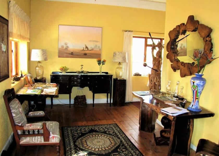 Western Cape Montagu Lobby