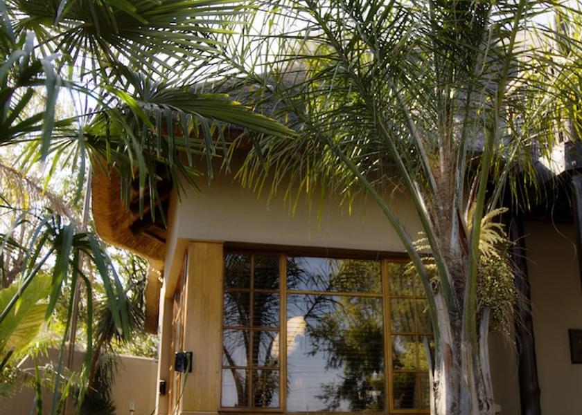 North West Hartbeespoort Exterior Detail