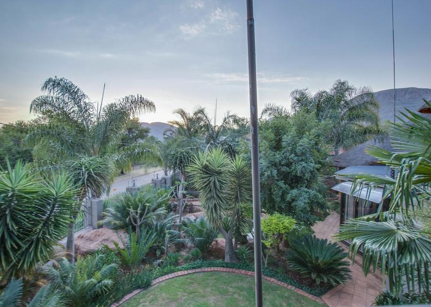 North West Hartbeespoort Garden