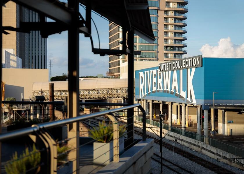 Louisiana New Orleans Shopping Arcade