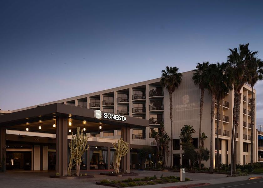 California Redondo Beach Exterior