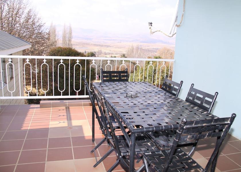 Free State Clarens Terrace/patio